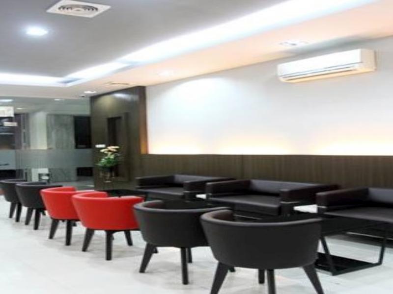 New Legend Hotel Μακασάρ Εξωτερικό φωτογραφία